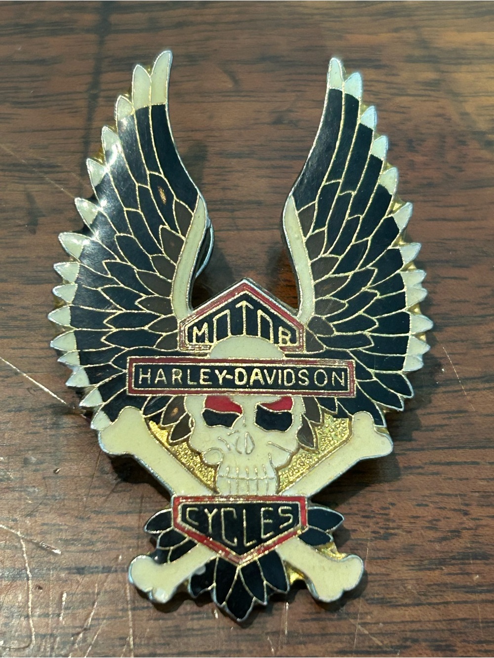 Harley-Davidson Black, Gold & Red Winged Skull Pin
